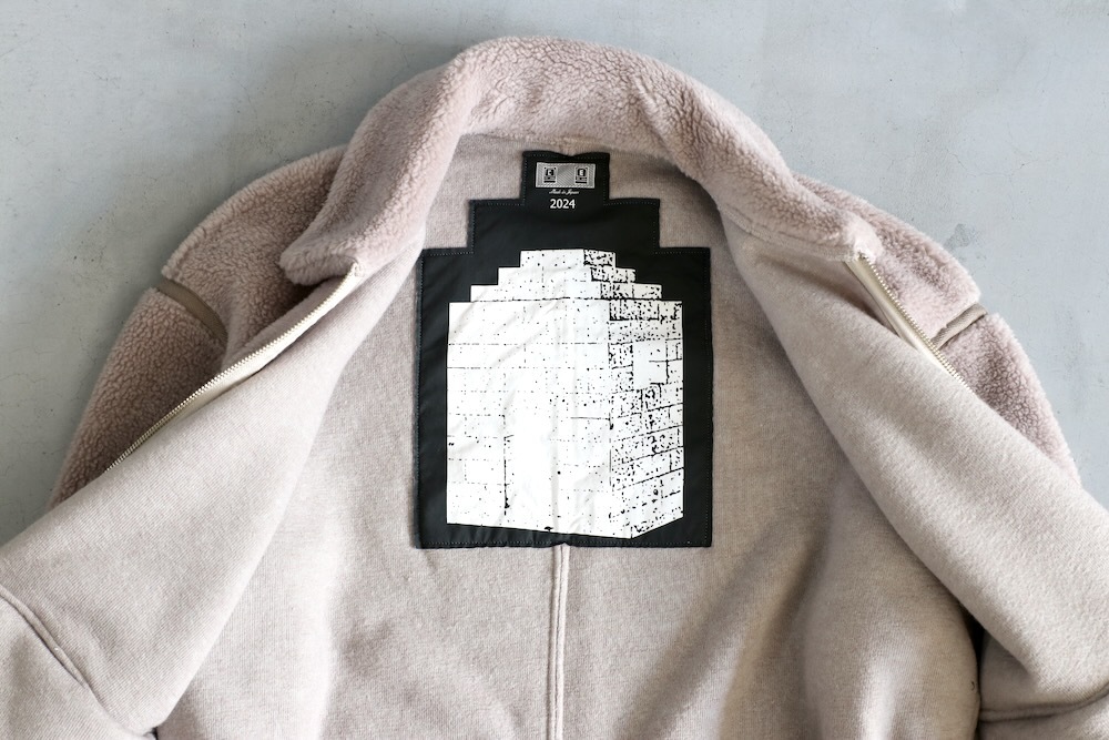 C.E(��������) "COLLARED BOA ZIP UP"