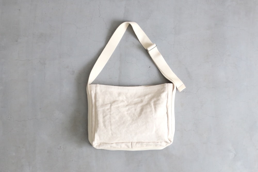 HenderScheme(���������������) "square shoulder bag small"