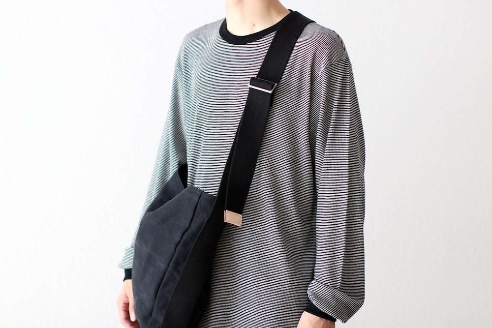 HenderScheme(���������������) "square shoulder bag small"