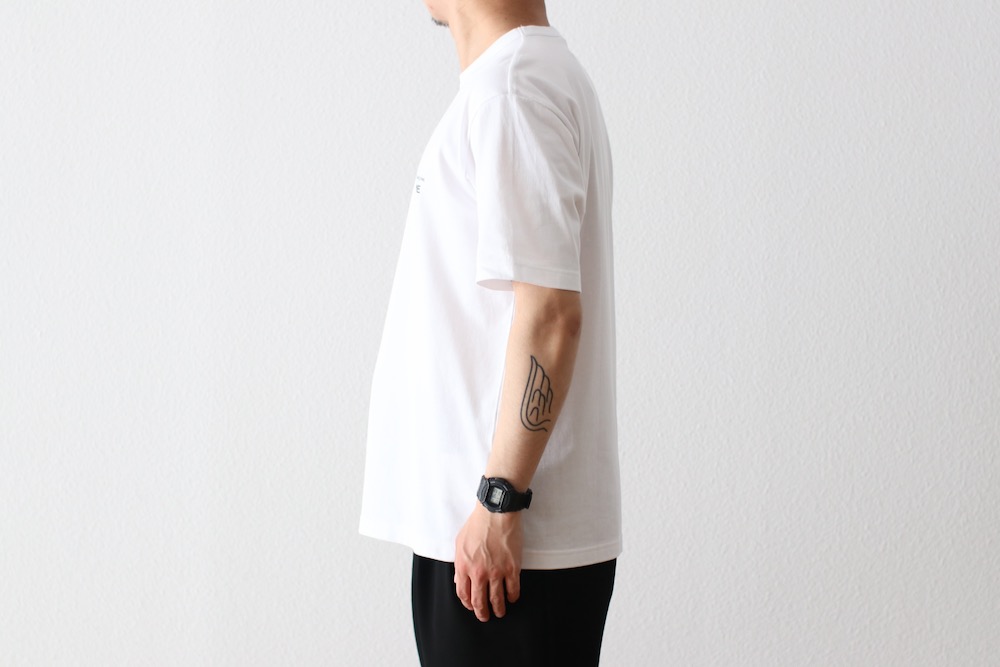COMME des GARCONS HOMME(���� �� ����륽�󡦥���) "��ŷ�����ʥץ��� LOGO TEE HO-T101-051"