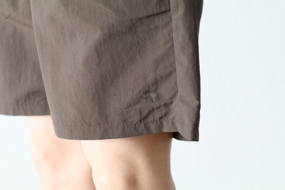 GOLDWIN (������ɥ�����) "Nylon Shorts"