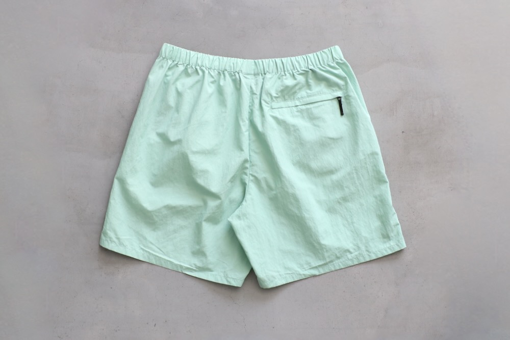 GOLDWIN (������ɥ�����) "Nylon Shorts"