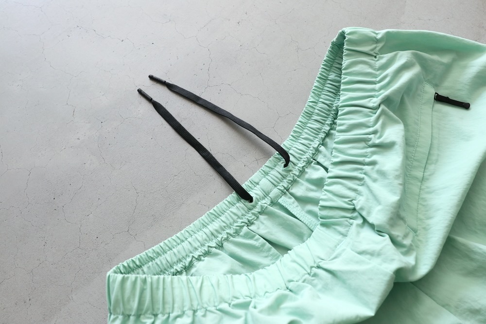 GOLDWIN (������ɥ�����) "Nylon Shorts"