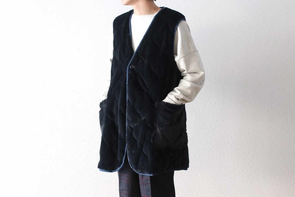 ts(s) (�ƥ�����������) "Reversible Coat Liner Vest -Polyester Satin & Boa Quilted Cloth"