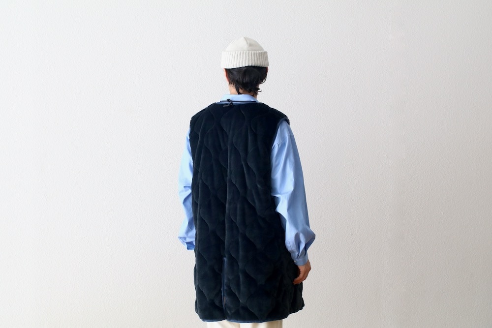 ts(s) (ƥ) "Reversible Coat Liner Vest -Polyester Satin & Boa Quilted Cloth"