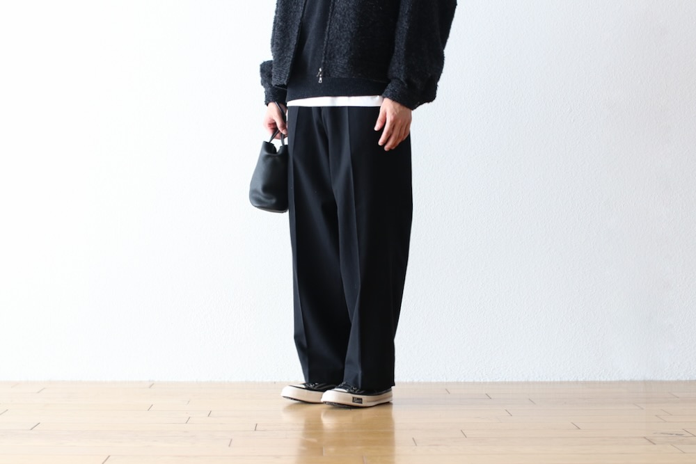 blurhms(�֥顼�ॹ) "Wool Gabardine Trousers"