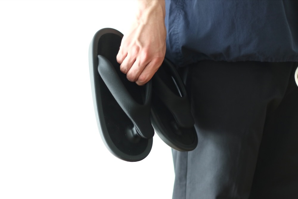 OJOJO NAITO(祸 ʥȡ) "BEACH SANDAL / Ecsaine Leather"