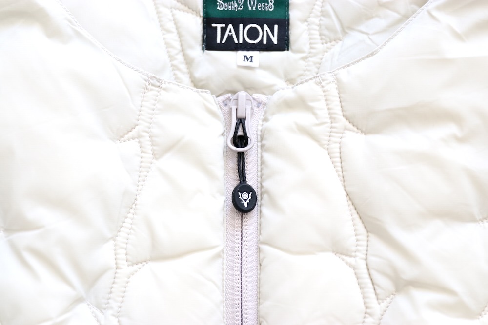 ��limited��South2 West8 �� TAION (�������ġ� �������ȥ����� �� ��������) "South2 West8 x TAION Inner Down Vest"