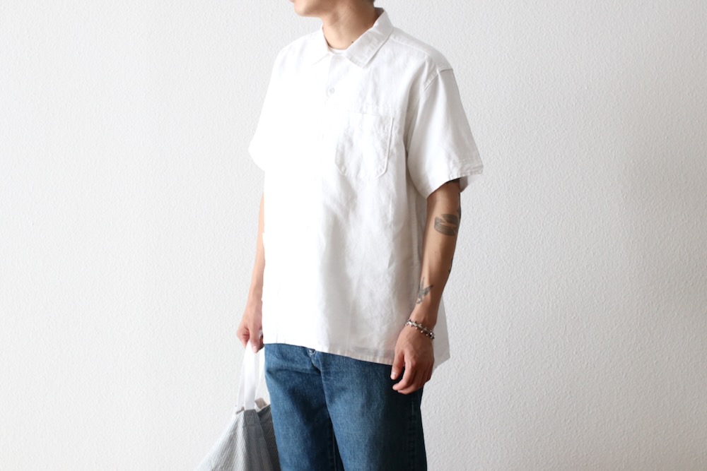 エンジニアードガーメンツ、半袖シャツ 、ペイズリー、Mサイズ、ホワイト/ブルー エンジニアードガーメンツ、半袖シャツ 、ペイズリー、Mサイズ