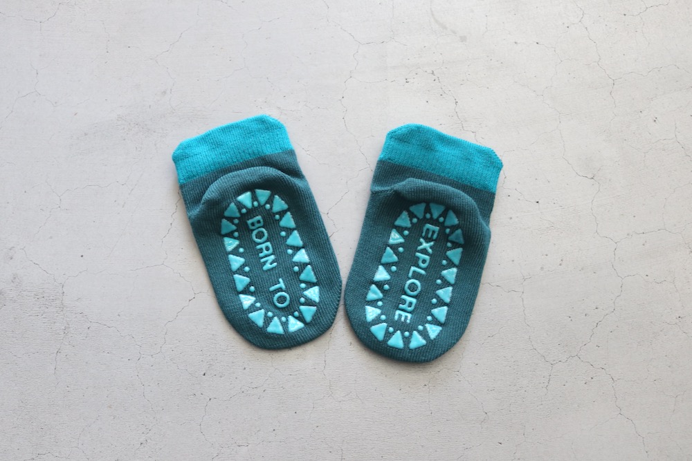 ��baby��THE NORTH FACE (�� �Ρ��� �ե����� ) "Nuptse Leg Warmer & Socks Set"