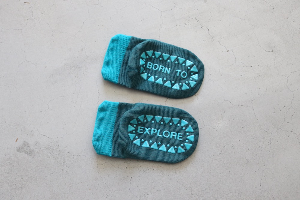 ��baby��THE NORTH FACE (�� �Ρ��� �ե����� ) "Nuptse Leg Warmer & Socks Set"