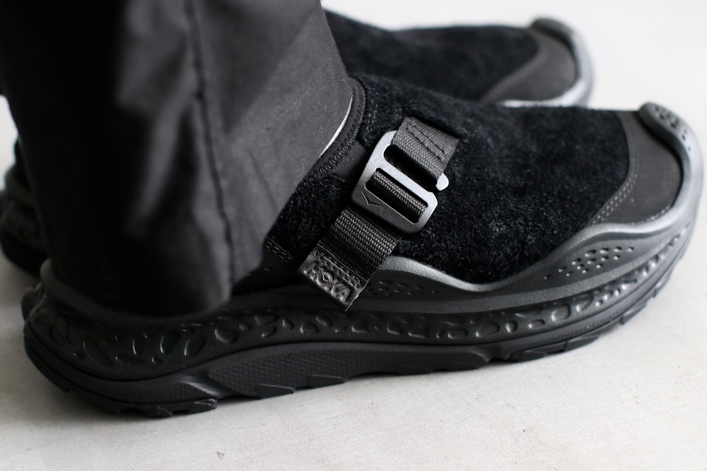 HOKA ONE ONE (ホカ オネ オネ) 