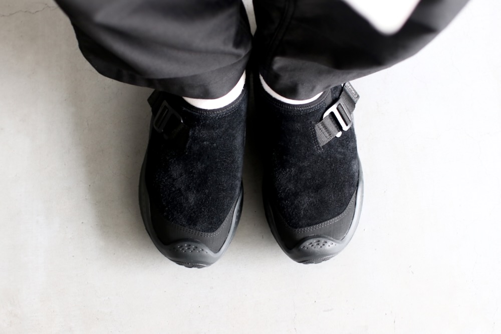 HOKA ONE ONE (ホカ オネ オネ) 