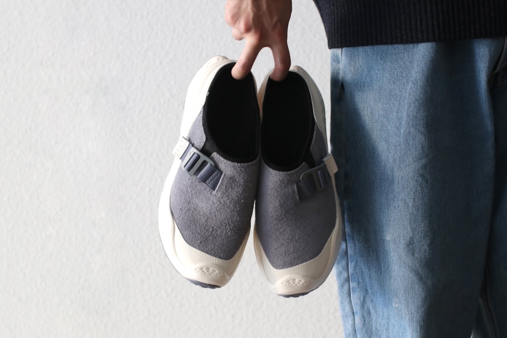 HOKA ONE ONE (ホカ オネ オネ) 