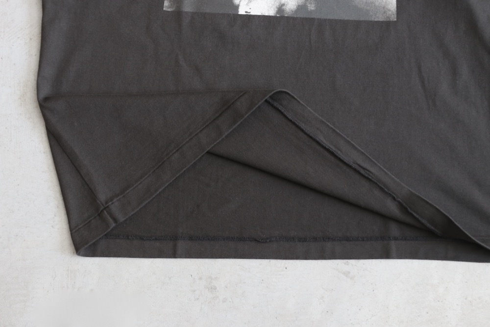 ��limited��blurhms ROOTSTOCK �� Joy Division (�֥顼�ॹ�롼�ĥ��ȥå� �� ���祤���ǥ����������) "JD LOVE WILL TEAR US APART Photo WIDE"