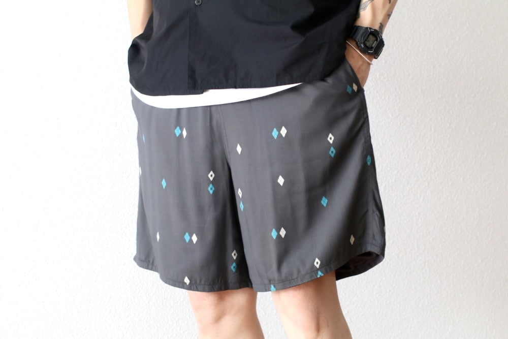 Reversible ITEM】Unlikely (アンライクリー) 