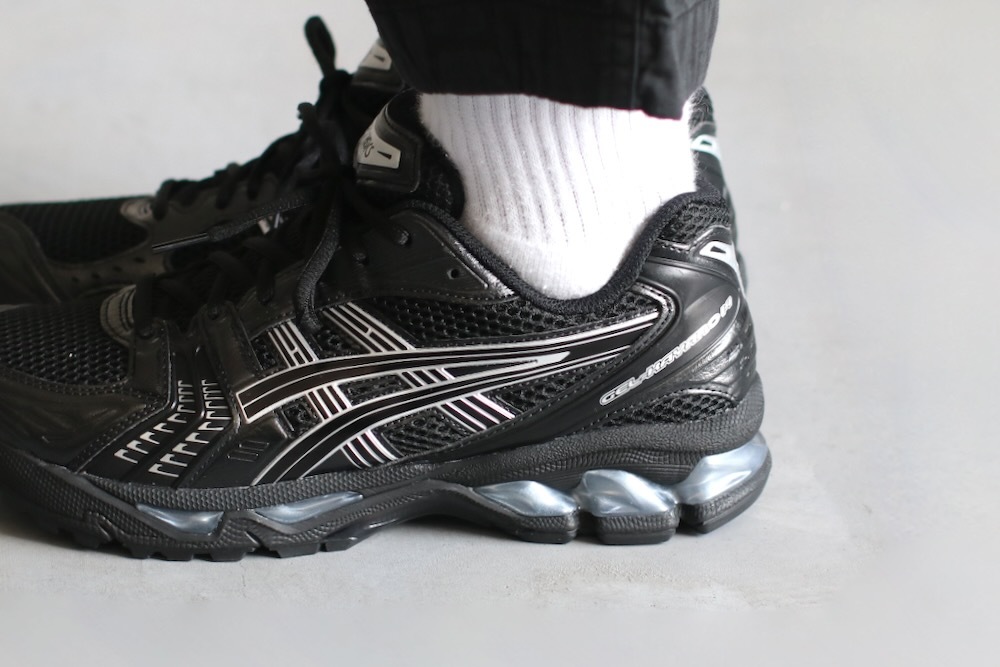 ASICS (アシックス) 