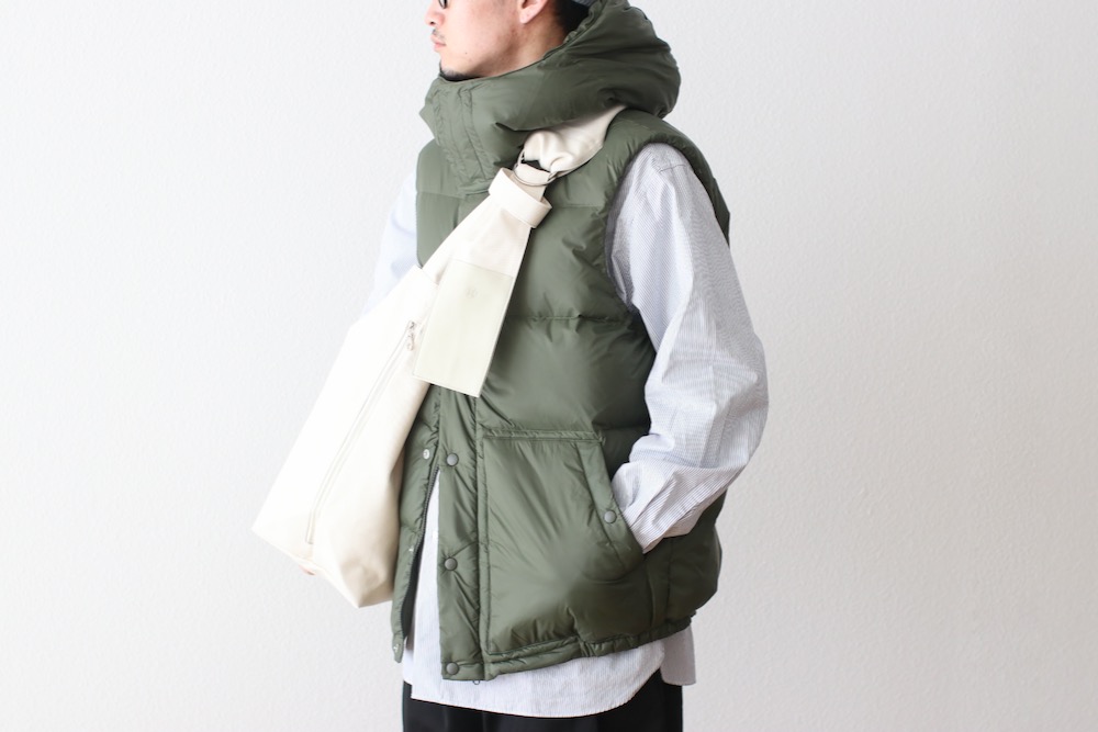 [10% > 25%OFF] FreshService(�ե�å��奵���ӥ�) "CORPORATE DOWN VEST"