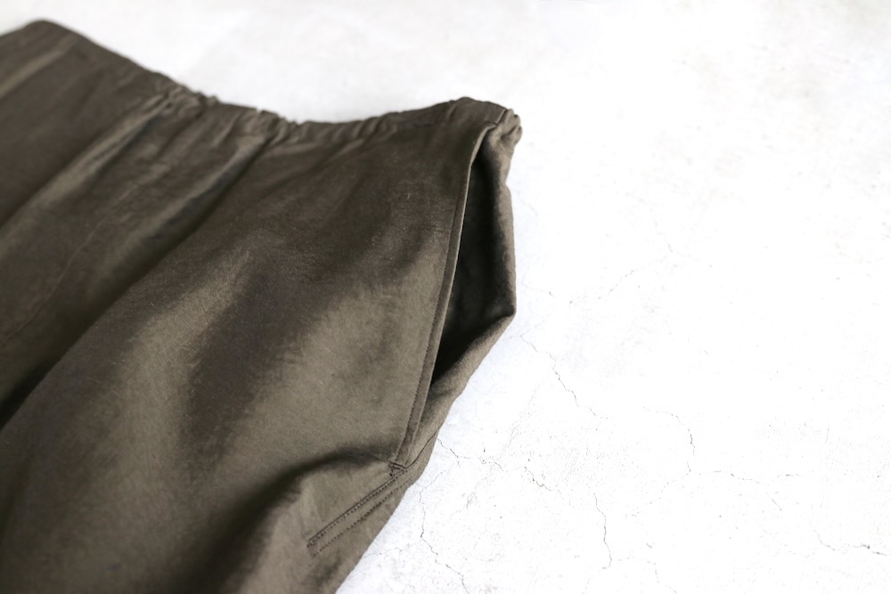 blurhms(֥顼ॹ) "Ny-Vi-Li Side Seamless Slacks"
