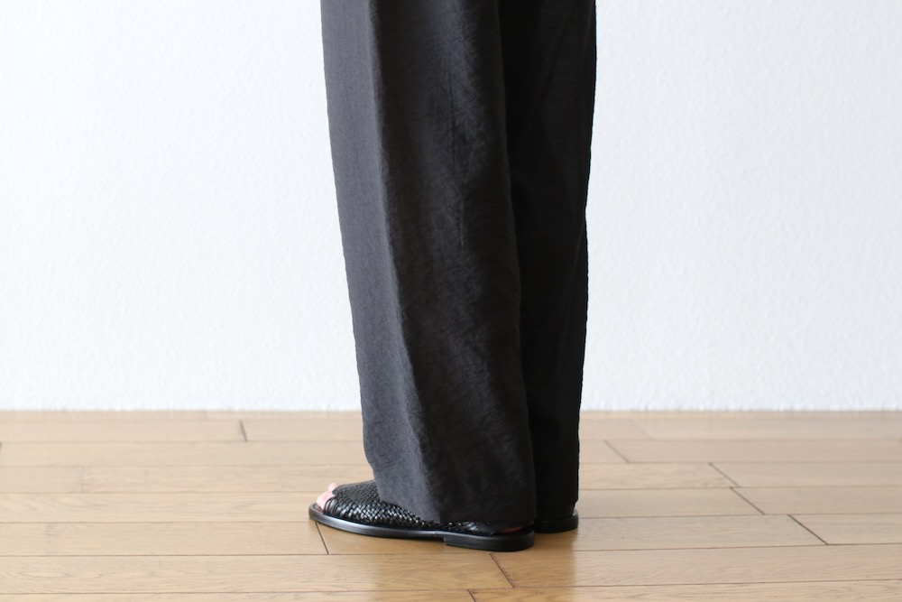 blurhms(֥顼ॹ) "Ny-Vi-Li Side Seamless Slacks"