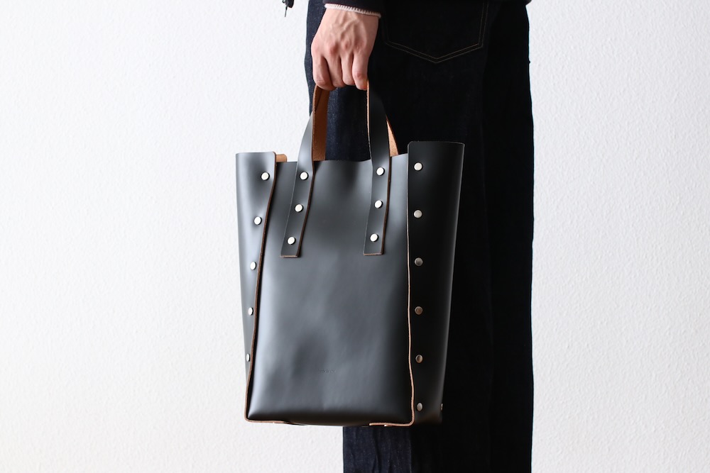 HenderScheme (���������������) "assemble hand bag tall M"