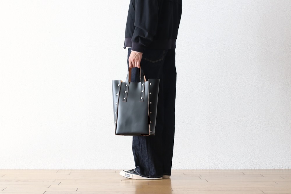 HenderScheme (���������������) "assemble hand bag tall M"