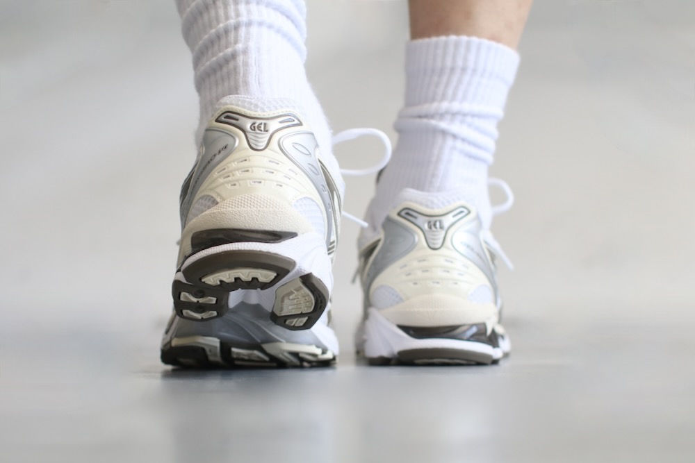 ASICS (アシックス) 