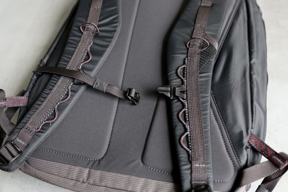 KLATTERMUSEN(����å���ࡼ����) "Gjalp Backpack 18L"