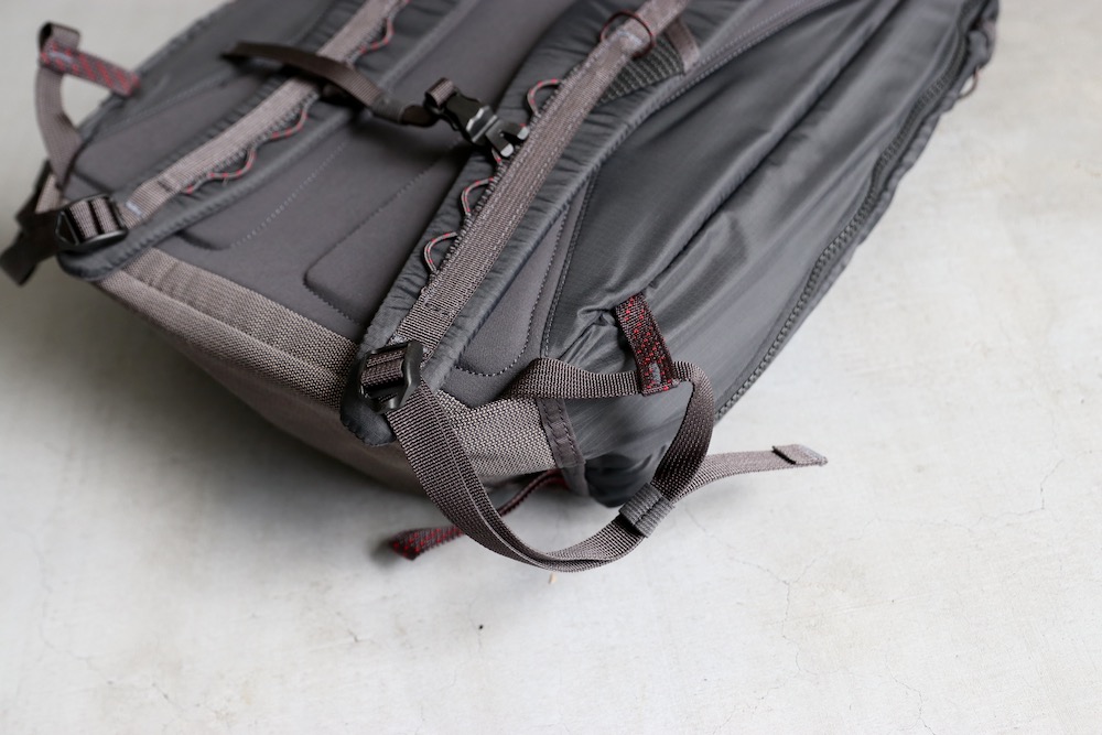 KLATTERMUSEN(����å���ࡼ����) "Gjalp Backpack 18L"