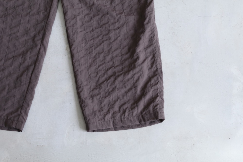 S.F.C(�������ե���) "NEW WIDE TWO TUCK PANTS (STITCHED NYLON)"