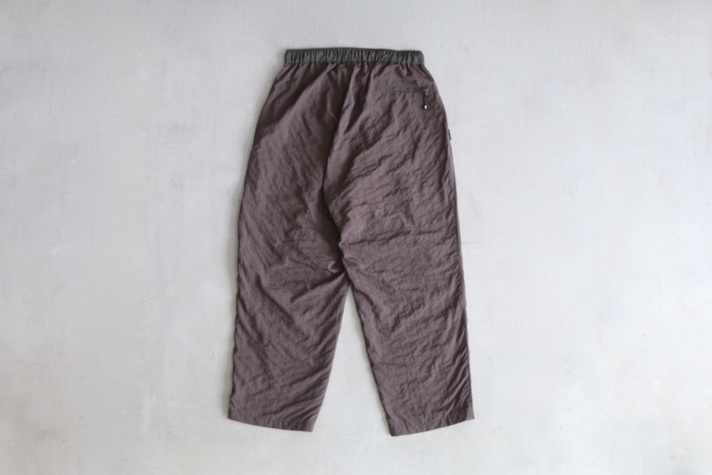 S.F.C(�������ե���) "NEW WIDE TWO TUCK PANTS (STITCHED NYLON)"