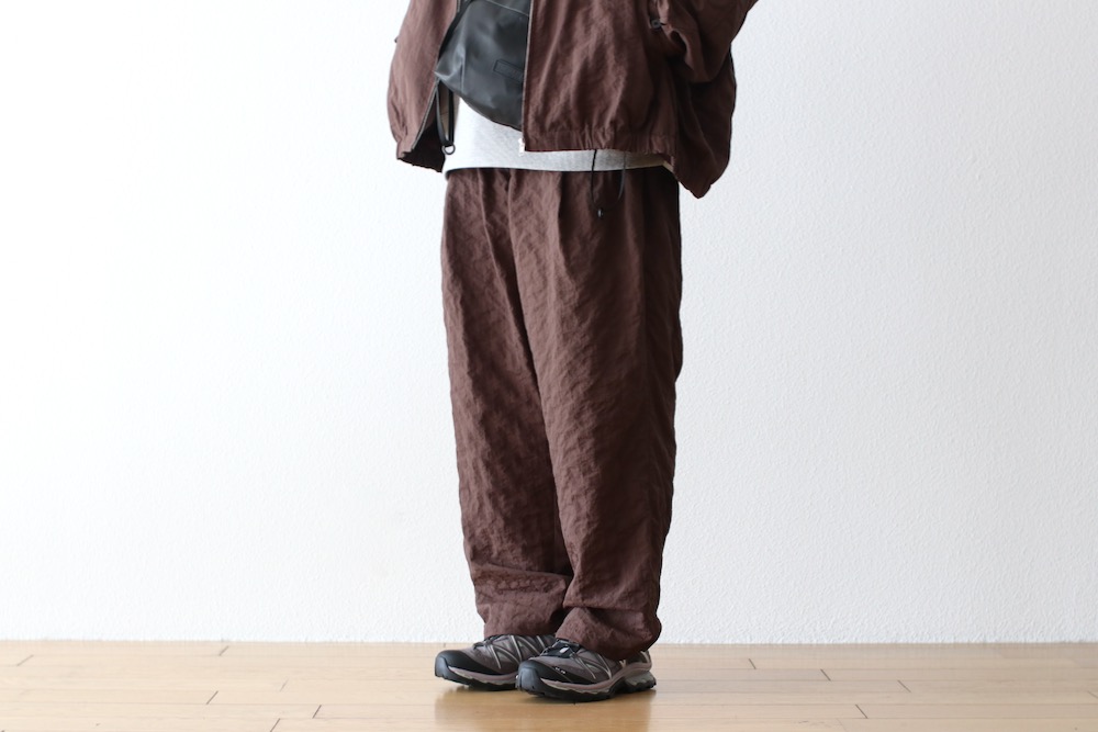 S.F.C(�������ե���) "NEW WIDE TWO TUCK PANTS (STITCHED NYLON)"