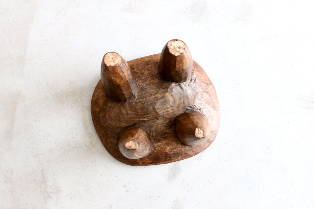 African Crafts (アフリカ工芸品) “セヌフォ族のスツール - LIGHT