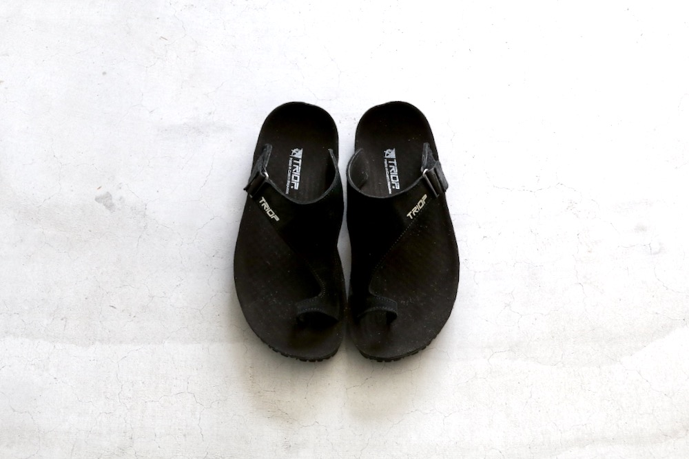 unisexTRIOP (ȥꥪ) "ZENI SLIPPER"