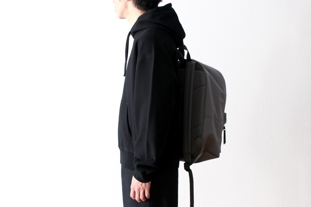 REIGNING CHAMP (�쥤�˥󥰥�����)��MIDWEIGHT TERRY RELAXED HOODIE��