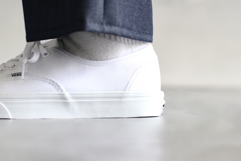 unisexVANS() "UA AUTHENTIC TRUE WHITE"