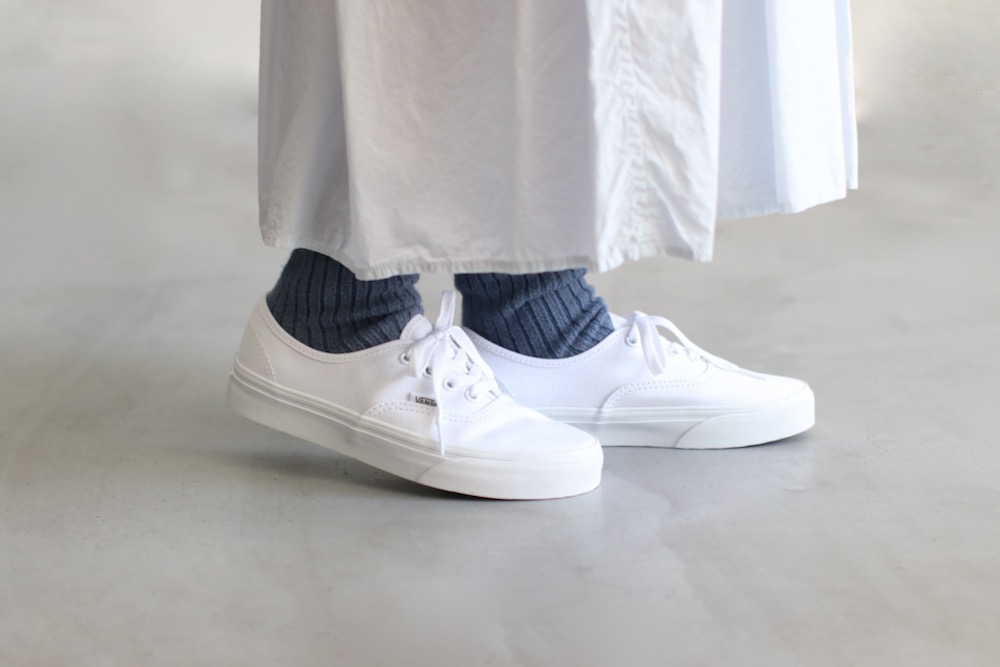 unisexVANS() "UA AUTHENTIC TRUE WHITE"