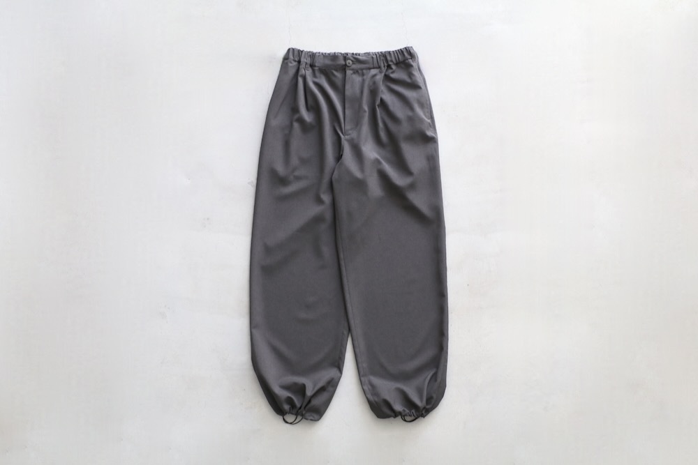 EVCON (���ӥ���) "1TUCK EASY SLACKS"
