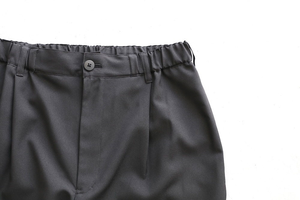 EVCON (���ӥ���) "1TUCK EASY SLACKS"
