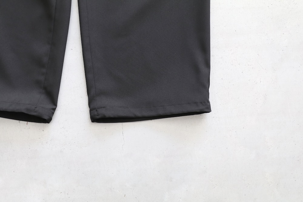 EVCON (���ӥ���) "1TUCK EASY SLACKS"