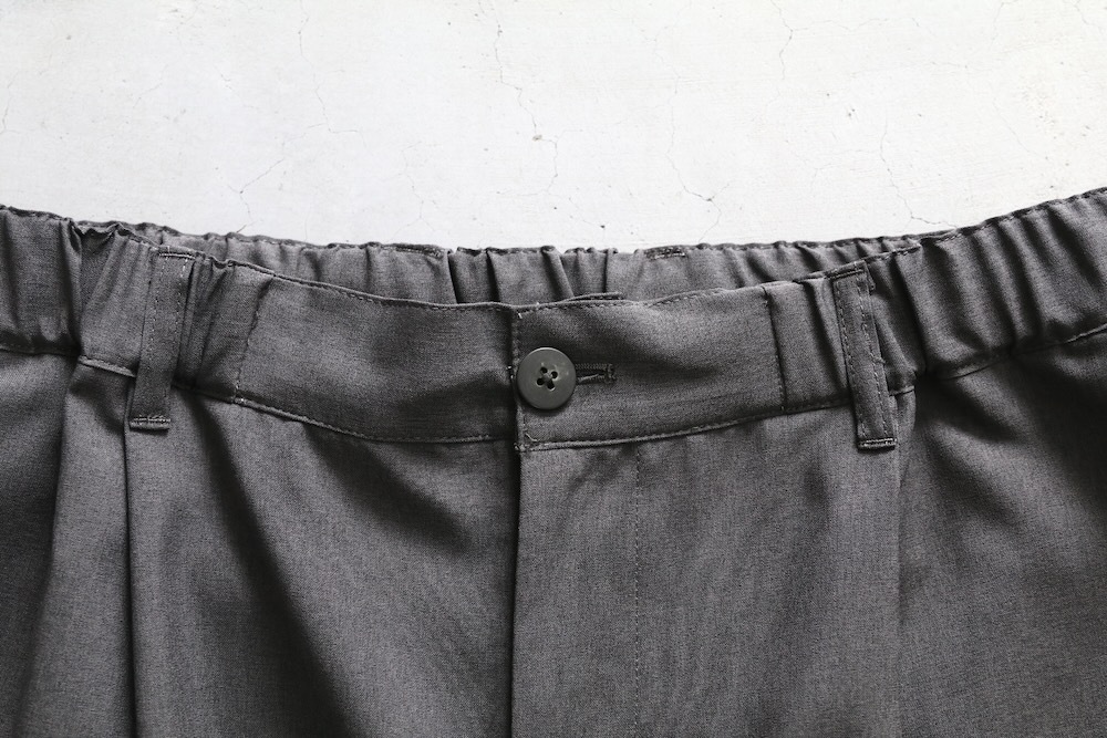 EVCON (���ӥ���) "1TUCK EASY SLACKS"
