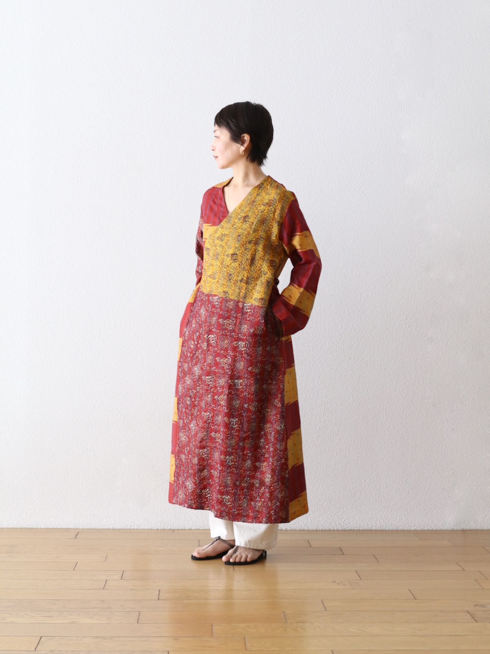 ��WOMEN'S��WONDER FULL LIFE LIMITED EDITION(�����ե�饤�� ��ߥƥåɥ��ǥ������) ��KANTHA NO COLLAR ROBE -Red-��