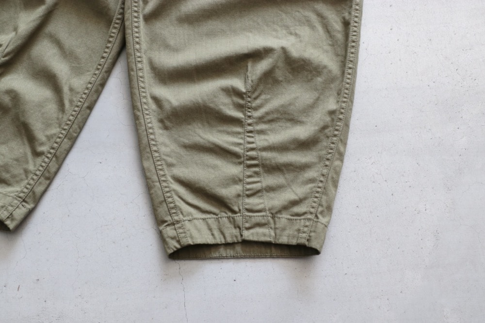 THE NORTH FACE PURPLE LABEL (�� �Ρ��� �ե����� �ѡ��ץ� �졼�٥�) "Ripstop Wide Cropped Field Pants"