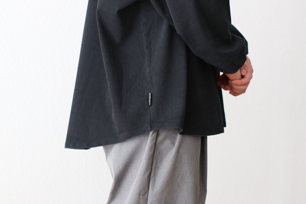 S.F.C(ե) "SIDE STRIPE SUPER BIG LS TEE (DISCHARGED)"