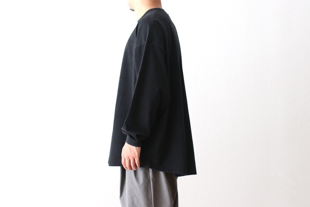 S.F.C(ե) "SIDE STRIPE SUPER BIG LS TEE (DISCHARGED)"