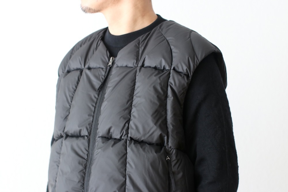 GOLDWIN 0 (ɥ ) "Three-Dimensional Down Light Vest"