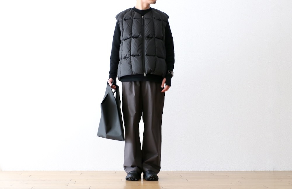 Three-Dimensional Down Light Vest – Goldwin Europe