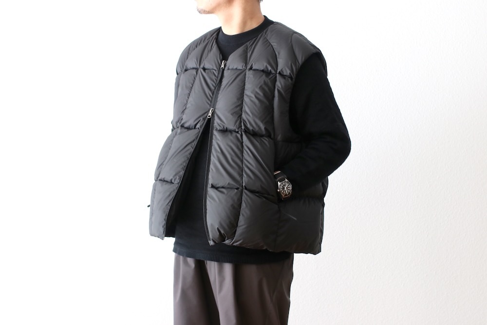 GOLDWIN 0 (ɥ ) "Three-Dimensional Down Light Vest"