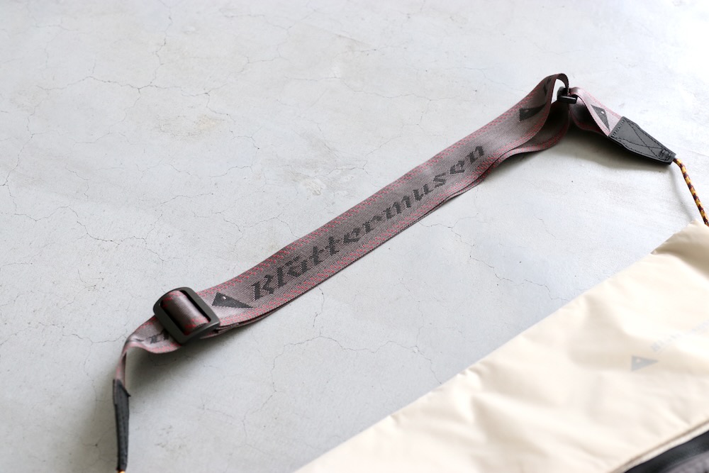 [10% > 25%OFF] KLATTERMUSEN(����å���ࡼ����) "Grid Messenger Bag"