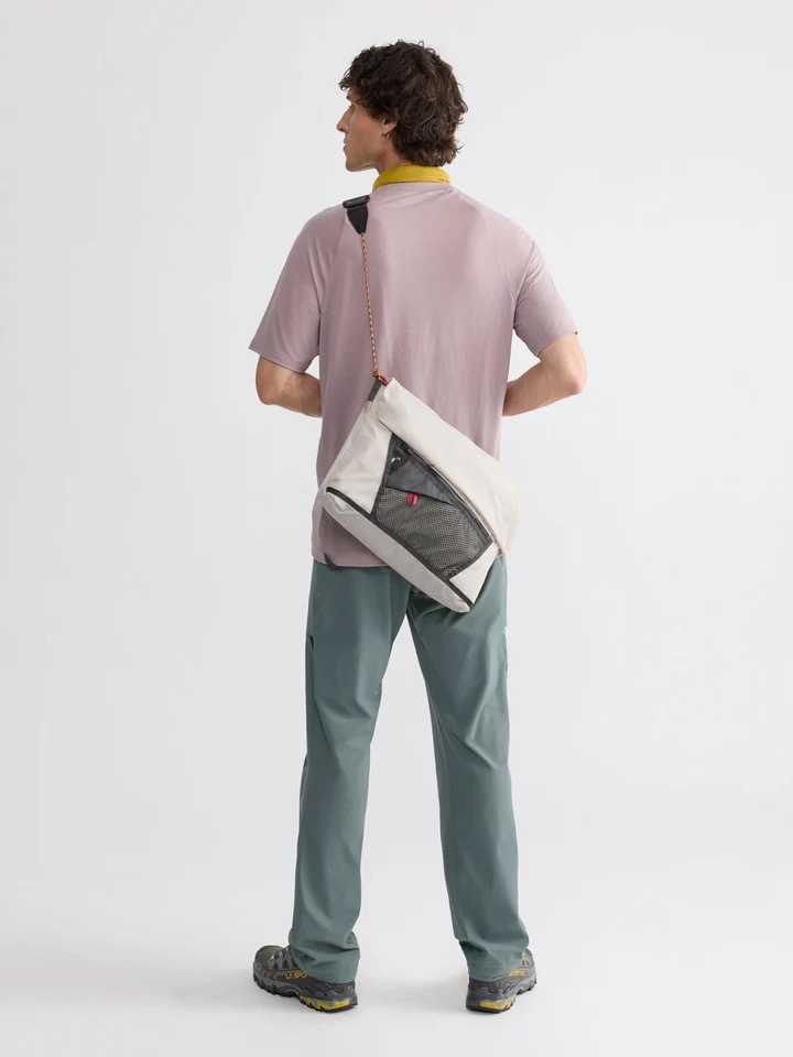 [10% > 25%OFF] KLATTERMUSEN(����å���ࡼ����) "Grid Messenger Bag"
